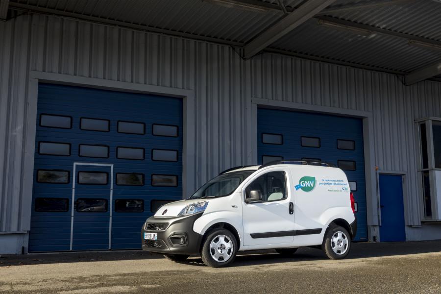 Fiat Fiorino Natural Power (225) 2016 года  (фото 9 из 26)